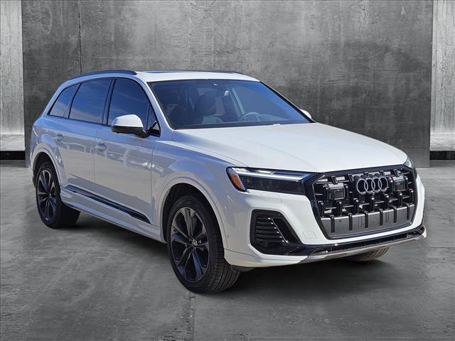 new 2025 Audi Q7 car, priced at $77,840