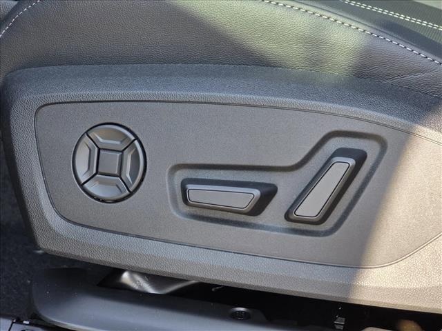 new 2025 Audi Q6 e-tron car, priced at $78,225