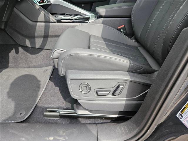 new 2025 Audi Q5 car, priced at $58,442