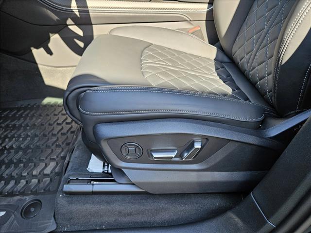 new 2025 Audi SQ7 car, priced at $87,995