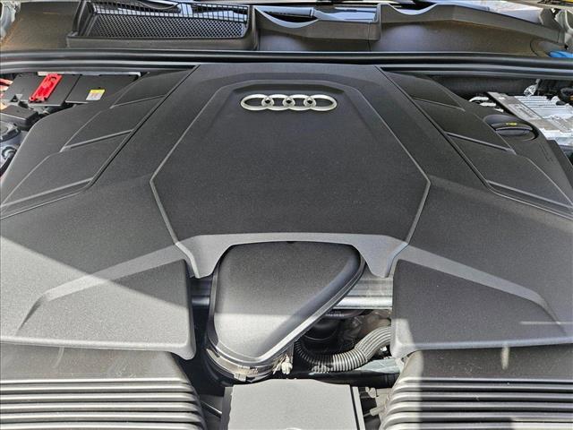 new 2025 Audi Q7 car, priced at $72,052