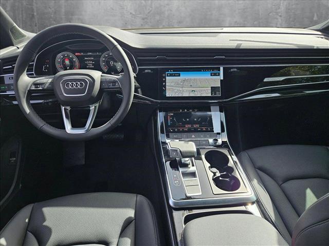 new 2025 Audi Q7 car, priced at $72,052