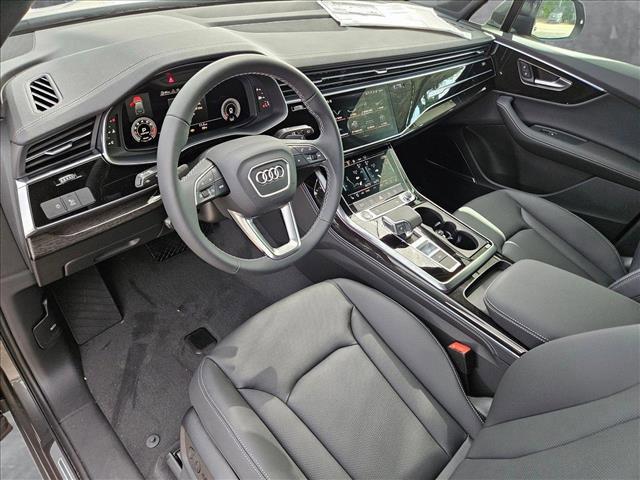 new 2025 Audi Q7 car, priced at $67,284