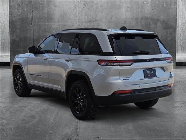 used 2024 Jeep Grand Cherokee car, priced at $34,995