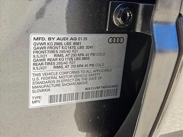new 2025 Audi Q7 car, priced at $65,610