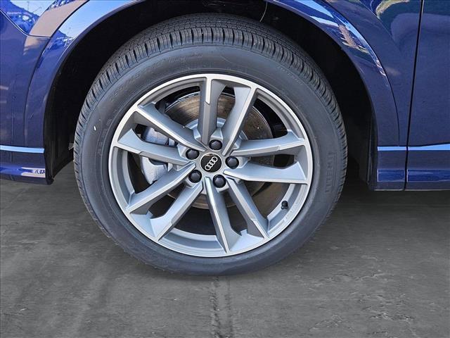 new 2025 Audi Q3 car, priced at $44,027