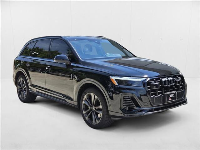 used 2025 Audi Q7 car, priced at $59,992