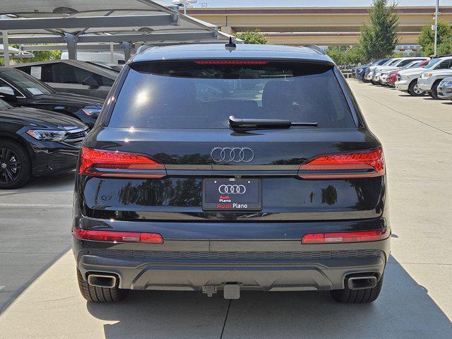 new 2025 Audi Q7 car, priced at $76,540