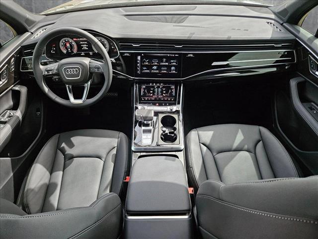 new 2025 Audi Q7 car, priced at $70,345
