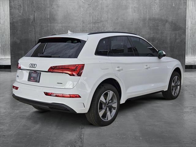 new 2025 Audi Q5 car, priced at $49,680