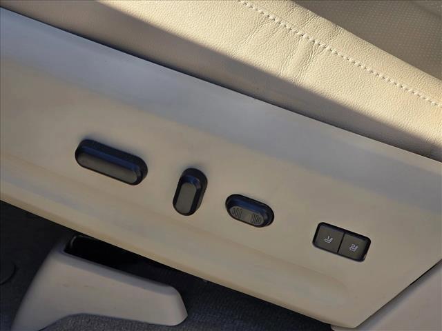 used 2014 Ford Expedition car, priced at $10,990