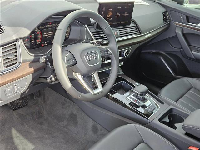 new 2025 Audi Q5 car, priced at $50,600