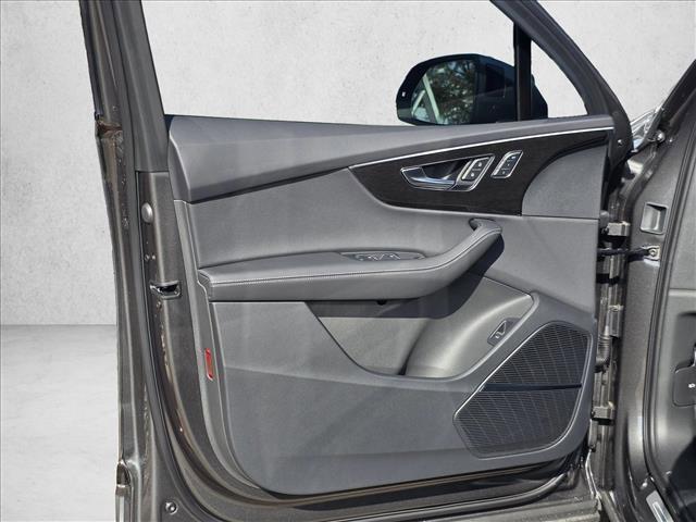 new 2026 Audi Q7 car, priced at $78,295