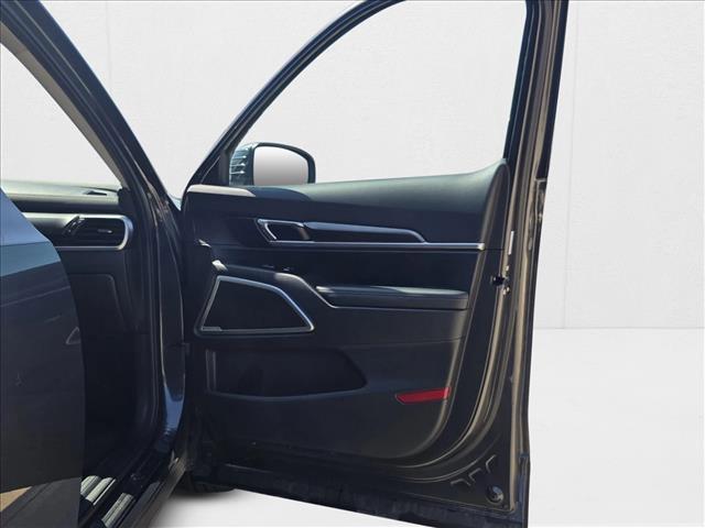 used 2024 Kia Telluride car, priced at $33,393
