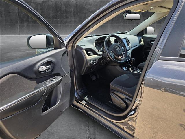 used 2016 Jeep Cherokee car, priced at $11,782