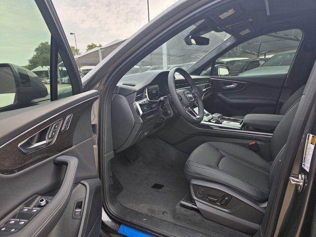 new 2025 Audi Q7 car, priced at $68,641