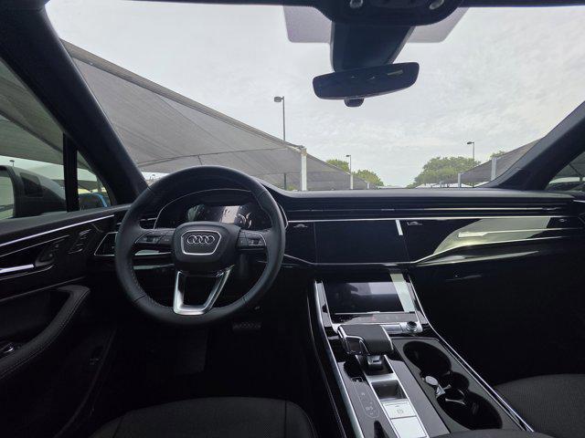 new 2025 Audi Q7 car, priced at $68,641