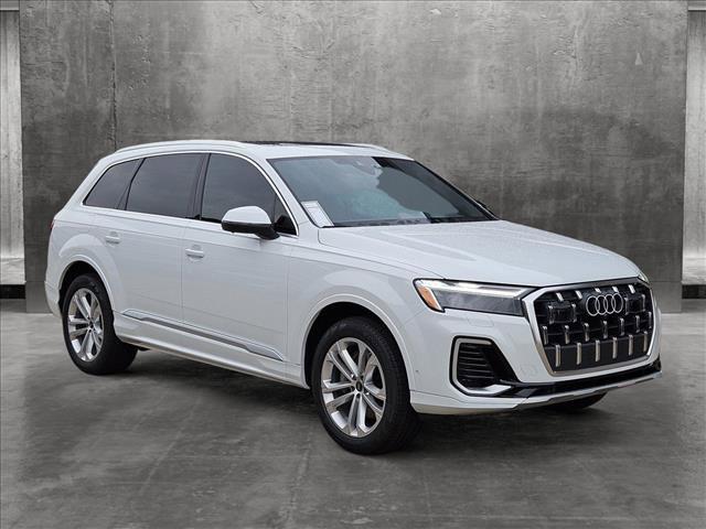 new 2025 Audi Q7 car, priced at $75,780