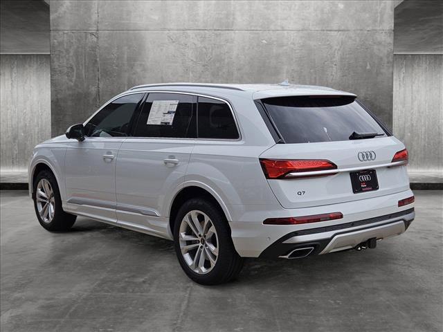 new 2025 Audi Q7 car, priced at $75,780