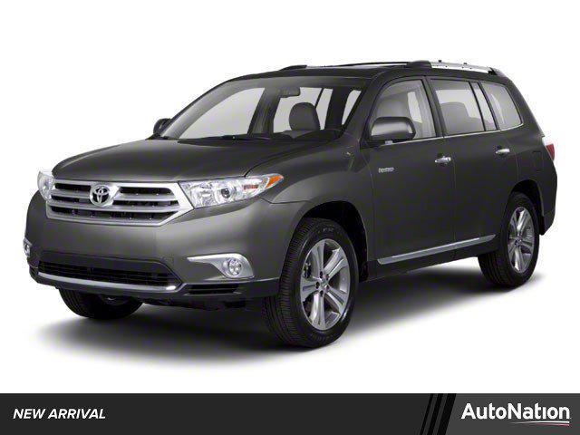used 2013 Toyota Highlander car, priced at $11,991