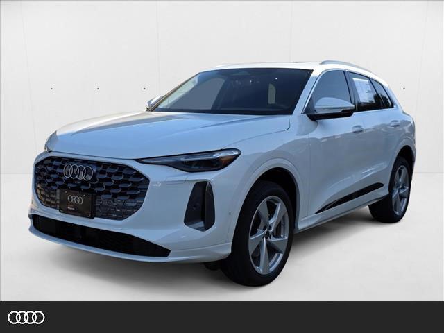 new 2025 Audi Q5 car, priced at $58,442