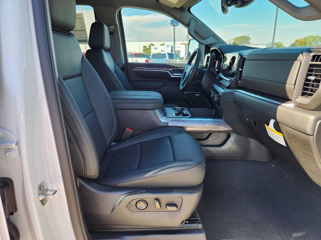 new 2026 Chevrolet Silverado 2500 car, priced at $79,185