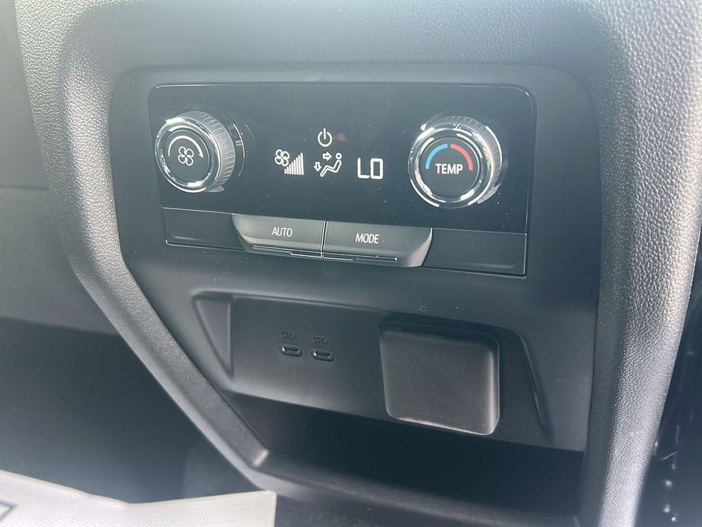 new 2026 Chevrolet Traverse car, priced at $55,955