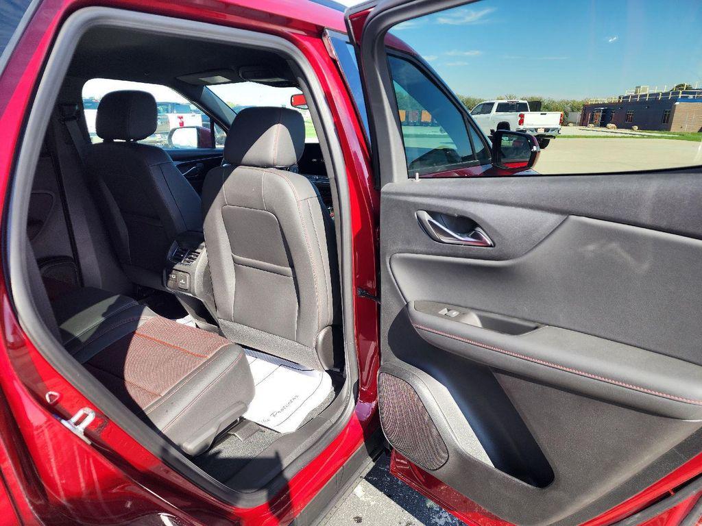 new 2025 Chevrolet Blazer car, priced at $46,890