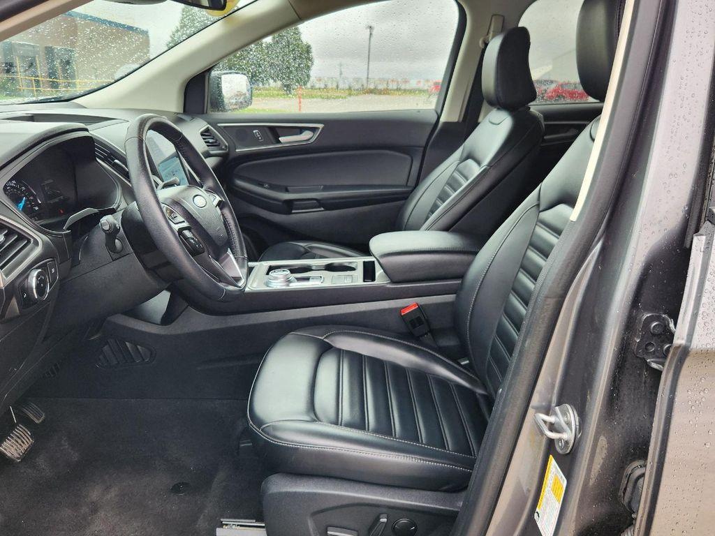 used 2024 Ford Edge car, priced at $25,995