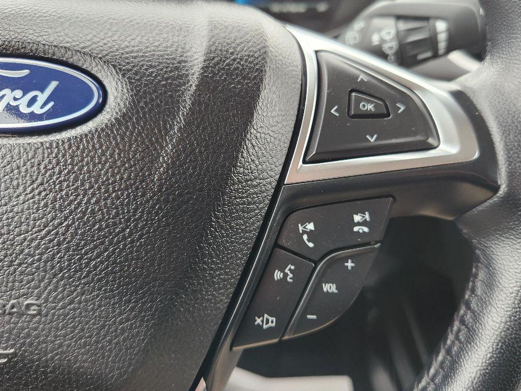 used 2024 Ford Edge car, priced at $25,995