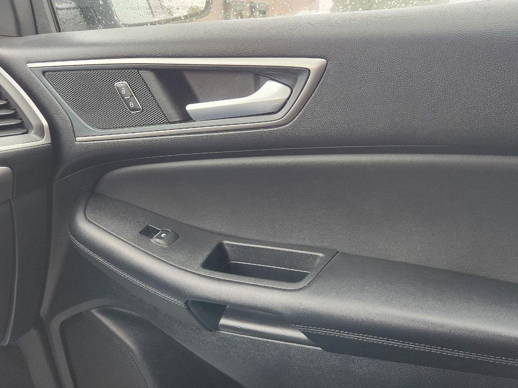 used 2024 Ford Edge car, priced at $25,995