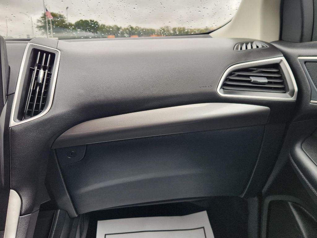 used 2024 Ford Edge car, priced at $25,995