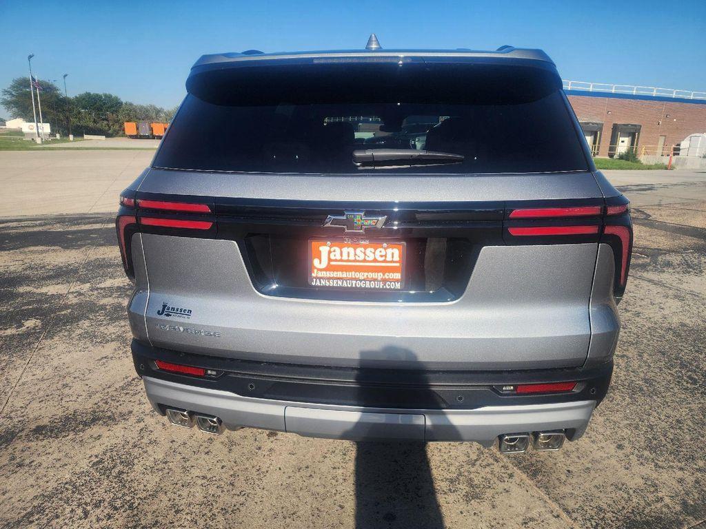 new 2026 Chevrolet Traverse car, priced at $44,515