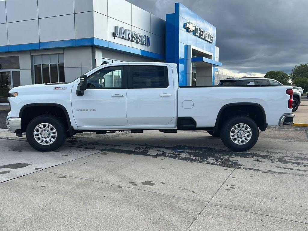 new 2026 Chevrolet Silverado 3500 car, priced at $73,415