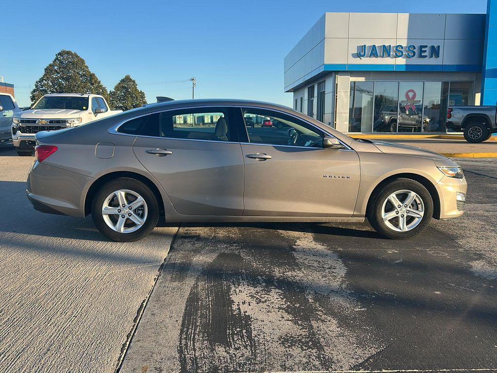 used 2024 Chevrolet Malibu car, priced at $19,995