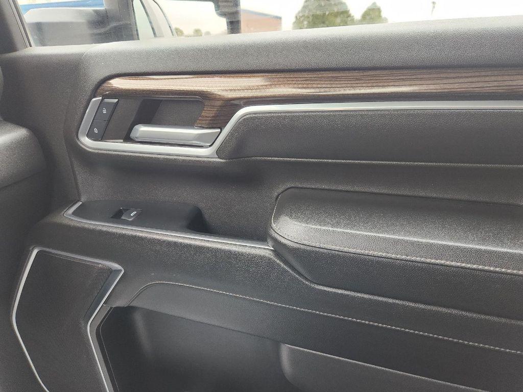 used 2024 Chevrolet Silverado 2500 car, priced at $51,995
