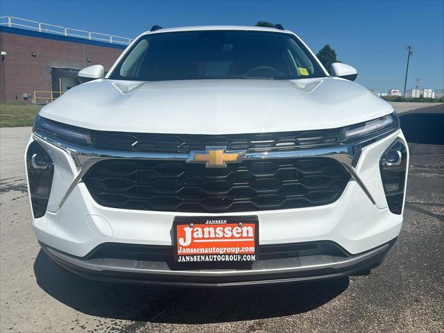 new 2025 Chevrolet Trax car, priced at $24,095