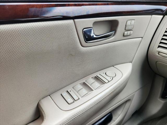 used 2008 Cadillac DTS car