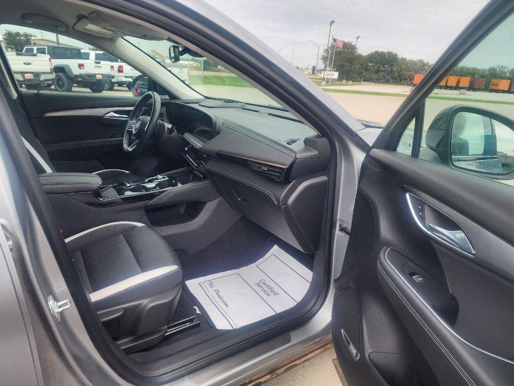 used 2024 Buick Envision car, priced at $31,995