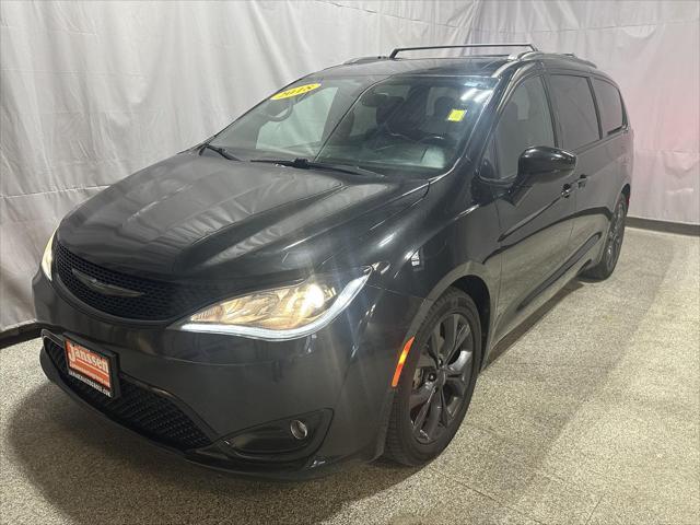 used 2018 Chrysler Pacifica car, priced at $14,995