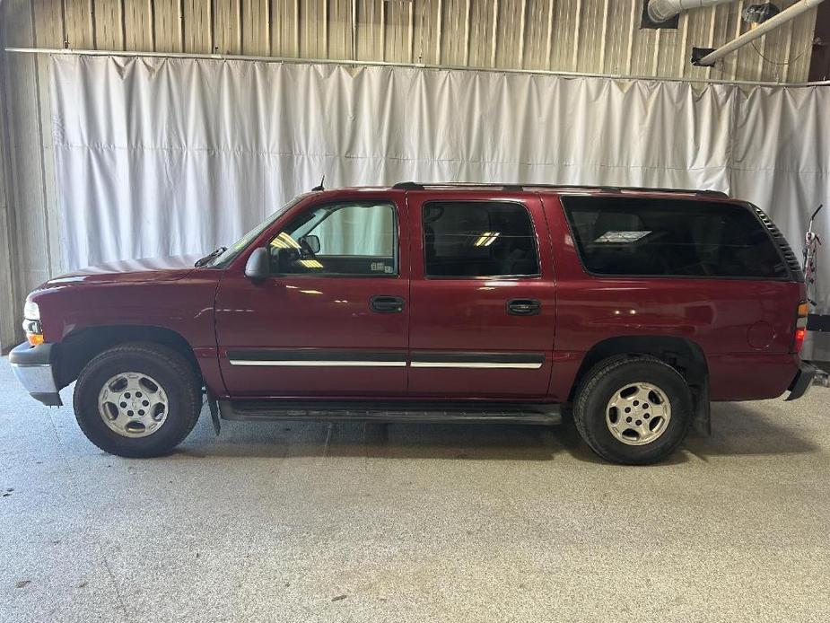 used 2005 Chevrolet Suburban car, priced at $5,995