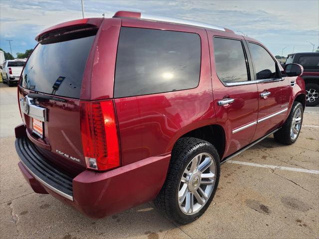 used 2009 Cadillac Escalade car, priced at $6,995