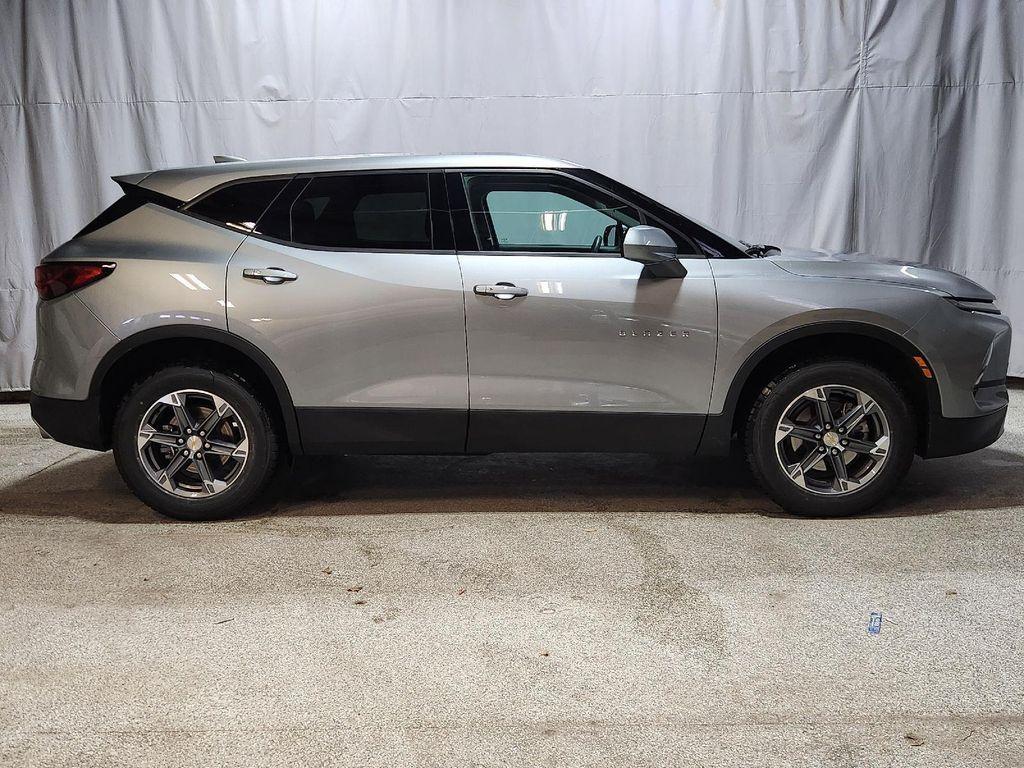 used 2025 Chevrolet Blazer car, priced at $26,995