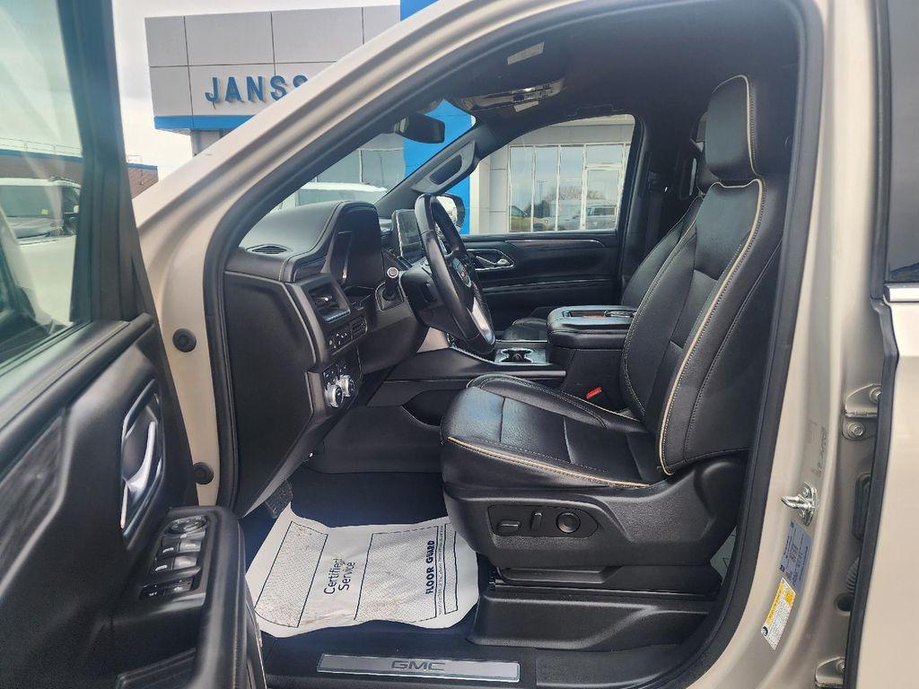 used 2023 GMC Yukon XL car, priced at $49,895