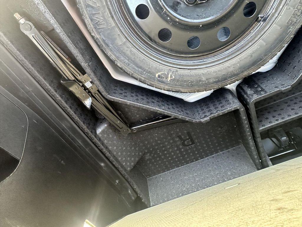 used 2024 Ford Edge car, priced at $25,995