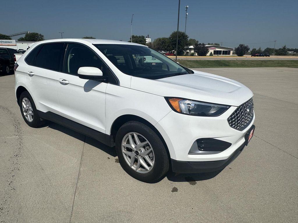 used 2024 Ford Edge car, priced at $25,995