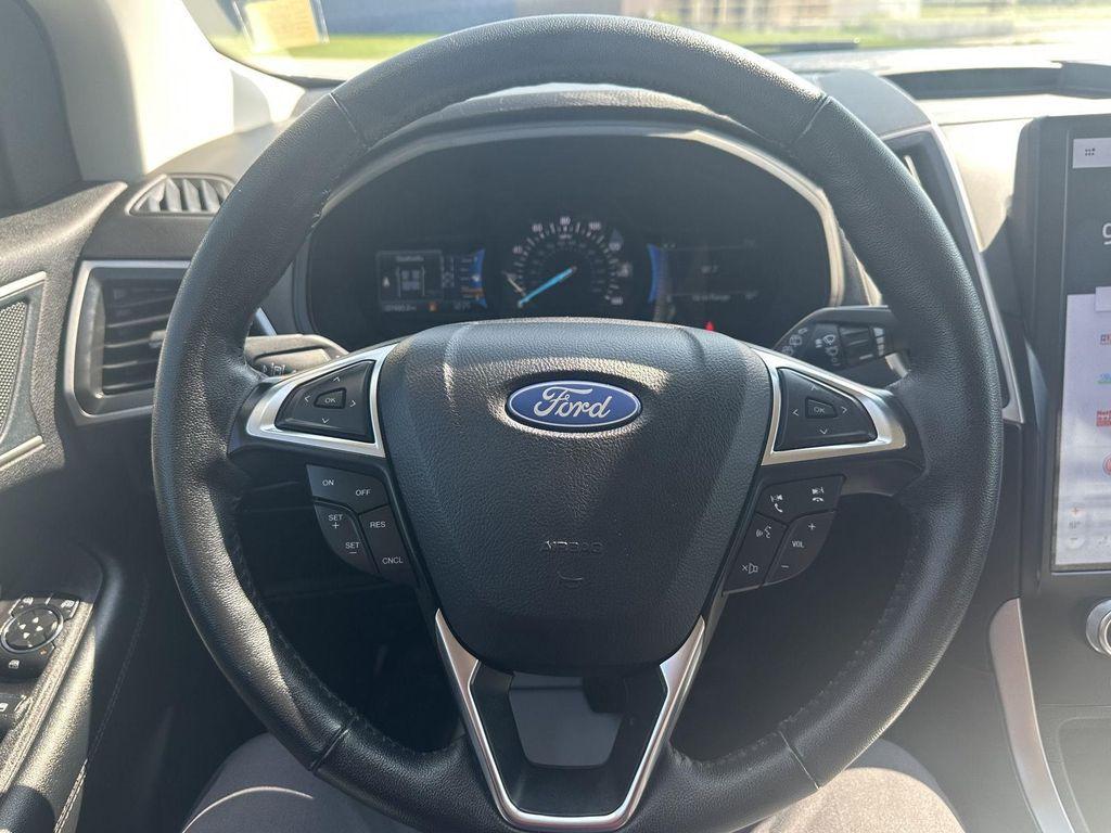 used 2024 Ford Edge car, priced at $25,995