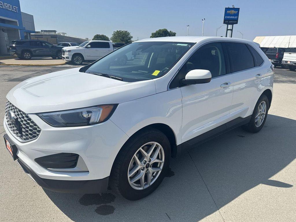 used 2024 Ford Edge car, priced at $25,995