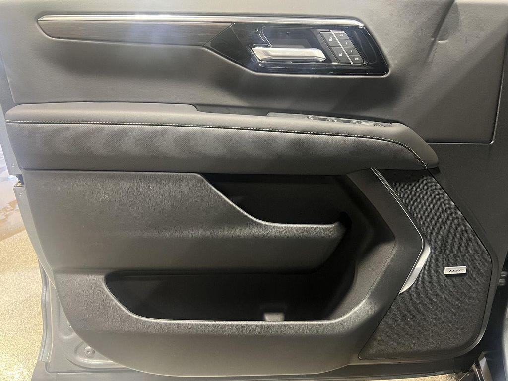 new 2026 Chevrolet Suburban car, priced at $84,190