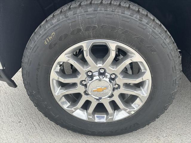 new 2025 Chevrolet Silverado 2500 car, priced at $79,900